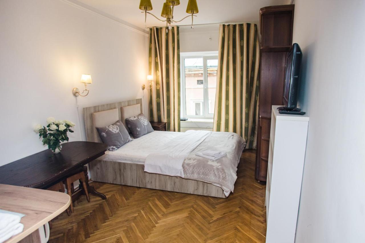 на площі ринок Apartment Lemberg